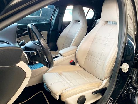 Mercedes GLA 200 Advance 1.6/1.6 TB 16V Flex Aut.