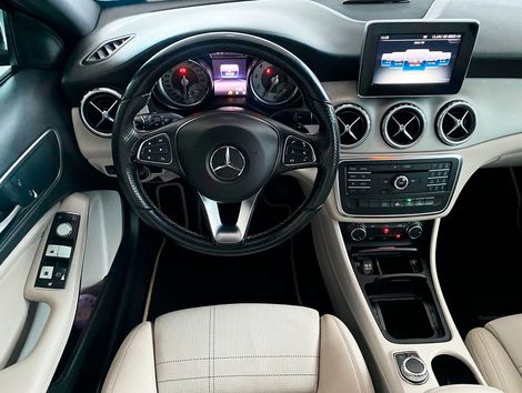 Mercedes GLA 200 Advance 1.6/1.6 TB 16V Flex Aut.