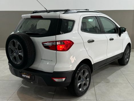 Ford EcoSport FREESTYLE 1.5 12V Flex 5p Aut.