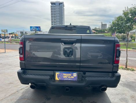 RAM 1500 REBEL 5.7 HEMI CD V8 4x4 Aut.