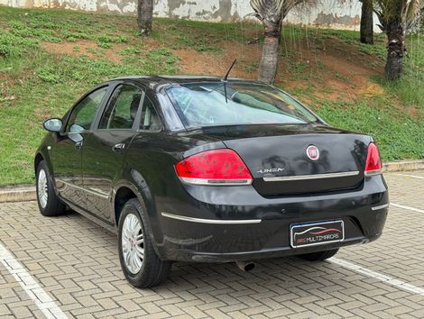 Fiat LINEA ESSENCE 1.8 Flex 16V 4p