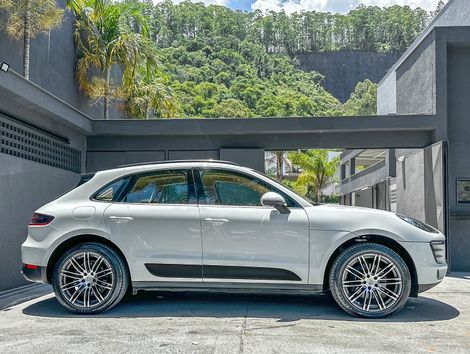 Porsche Macan 2.0 Turbo