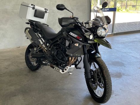 TRIUMPH TIGER 800 XCA