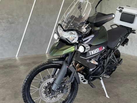 TRIUMPH TIGER 800 XCA