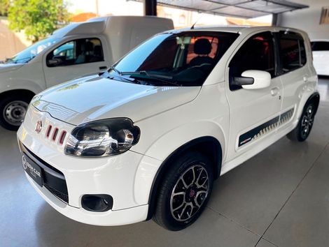 Fiat UNO SPORTING 1.4 EVO Fire Flex 8V 4p