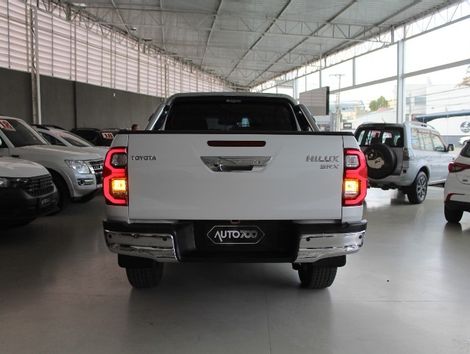 Toyota Hilux CD SRX 4x4 2.8 TDI 16V Diesel Aut.