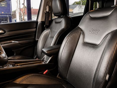 Jeep 1.3 Longitude