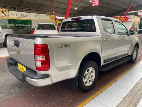 Chevrolet S10 Pick-Up LS 2.8 TDI 4x4 CD Dies. Mec.