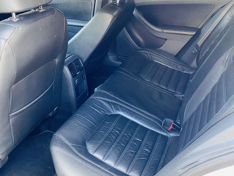 VolksWagen JETTA Comfortline 2.0 T.Flex 8V 4p Tipt.