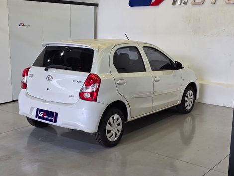 Toyota ETIOS X 1.3 Flex 16V 5p Aut.