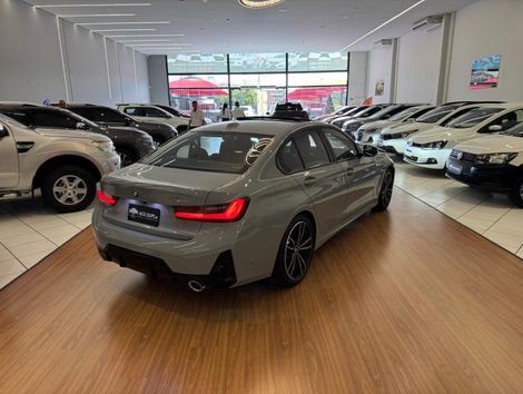 BMW 320iA 2.0 TB M Sport A.Flex/M.Sport 4p