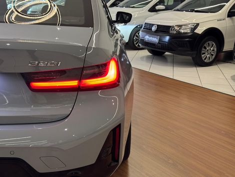BMW 320iA 2.0 TB M Sport A.Flex/M.Sport 4p