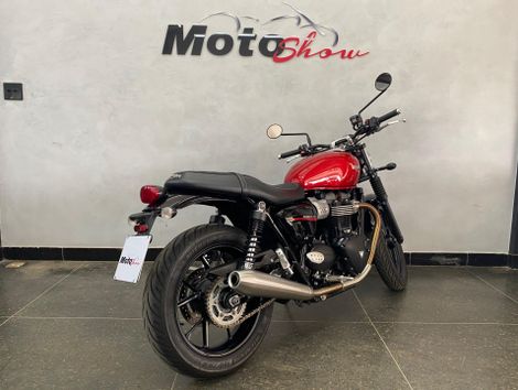 TRIUMPH STREET  TWIN 900cc