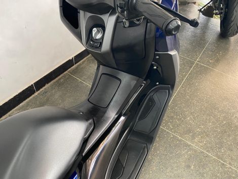 YAMAHA NMAX 160