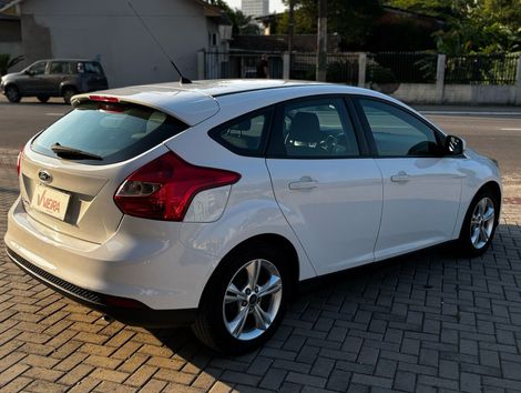 Ford Focus 1.6 S/SE/SE Plus Flex 8V/16V  5p