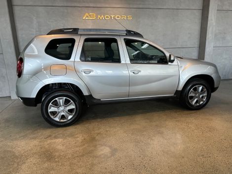 Renault DUSTER Dynamique 1.6 Flex 16V Aut.