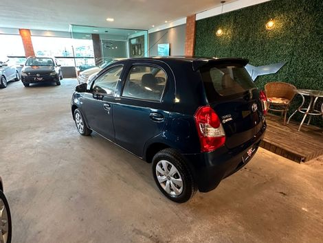 Toyota ETIOS X 1.3 Flex 16V 5p Mec.