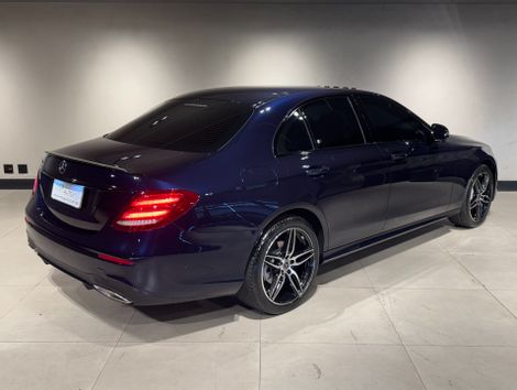 Mercedes E-300 Avantgarde Sport 2.0 TB 258cv Aut.