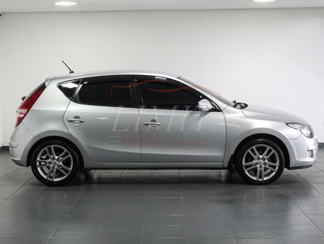 Hyundai i30 2.0 16V 145cv 5p Aut.