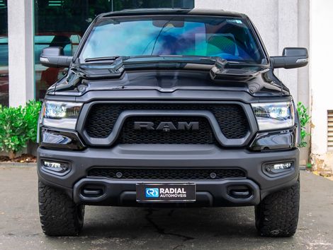 RAM 1500 REBEL 5.7 HEMI CD V8 4x4 Aut.