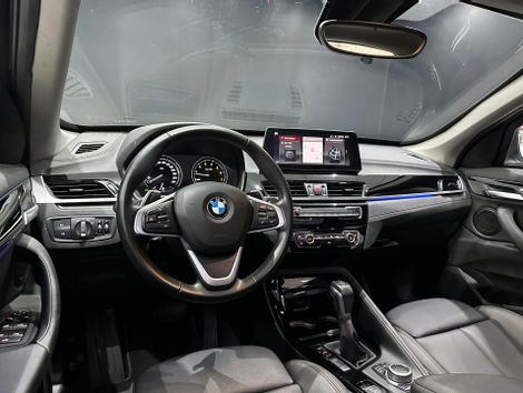 BMW X1 SDRIVE 20i X-Line 2.0 TB Active Flex