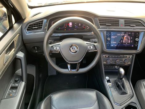 Volkswagen TIGUAN Allspac Comfortline 250 TSI 1.4 Flex (7)