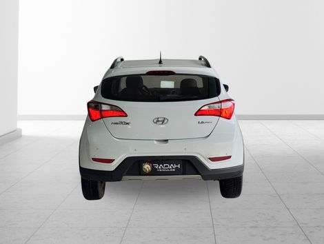 Hyundai HB20X Style 1.6 Flex 16v Mec.