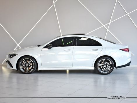 Mercedes CLA-200 1.3 TB 16V 163cv Aut. (Híbrido)
