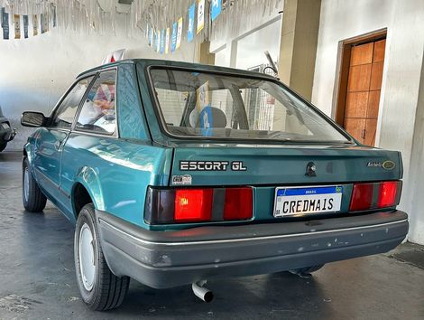 Ford Escort GL 1.6i / 1.6