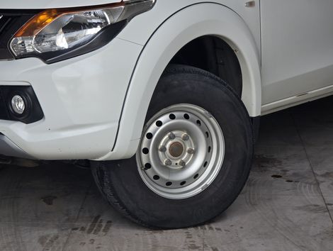 Mitsubishi L200 Triton Sport GLS 2.4 CD Diesel Aut.