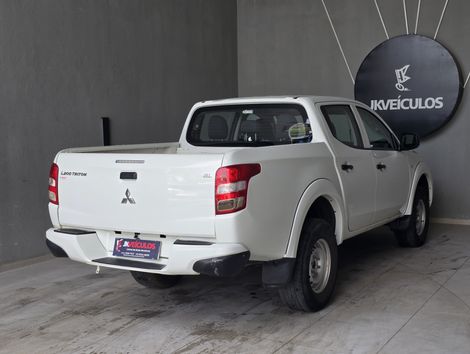 Mitsubishi L200 Triton Sport GLS 2.4 CD Diesel Aut.