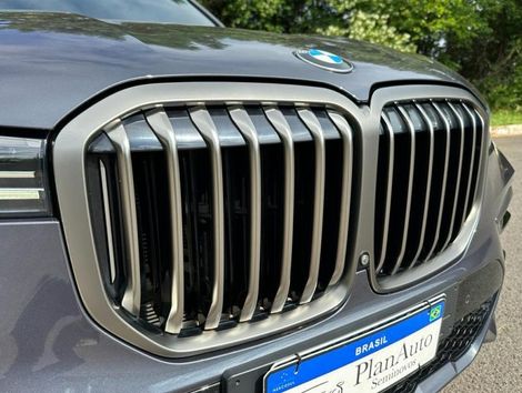 BMW 4.4 V8 GASOLINA M50i STEPTRONIC