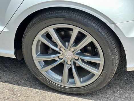 AUDI 1.8 TFSI SEDAN AMBITION 16V 180CV GASOLINA 4P AUTOMÁTICO