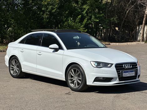 AUDI 1.8 TFSI SEDAN AMBITION 16V 180CV GASOLINA 4P AUTOMÁTICO