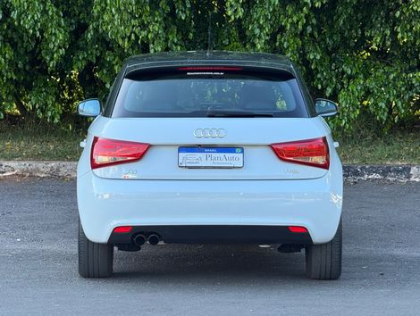 AUDI 1.4 TFSI ATTRACTION 16V 122CV GASOLINA 4P AUTOMÁTICO