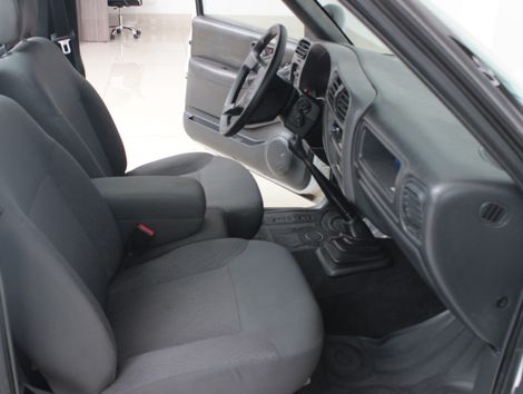 Chevrolet S10 P-Up Colina 2.8 TDI 4x2/4x4 CS Dies.