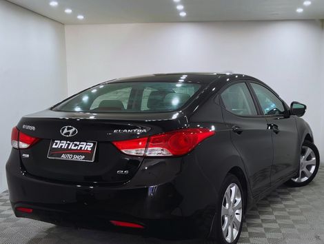 Hyundai Elantra GLS 1.8 16V Aut.