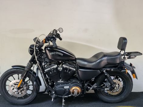 Harley XL 883N IRON