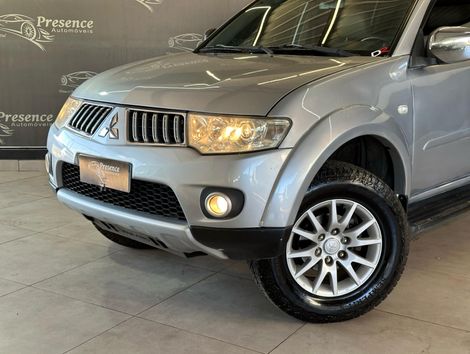 Mitsubishi Pajero DAKAR 3.2 4x4 T.I. Dies. 5p Aut.