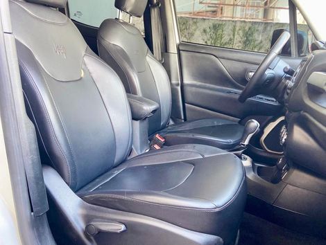 Jeep Renegade Sport 1.8 4x2 Flex 16V Aut.