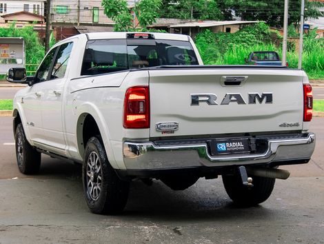 RAM 3500 LARAM. LONGHORN 6.7 TB CD 4x4 Die.