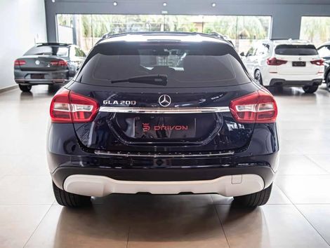 MERCEDES-BENZ 1.6 CGI FLEX STYLE 7G-DCT