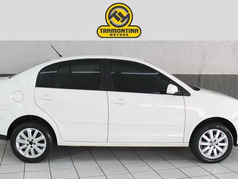 VolksWagen Polo Sedan 1.6 Mi Total Flex 8V 4p