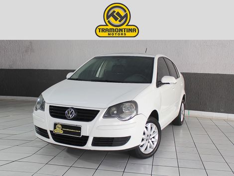 VolksWagen Polo Sedan 1.6 Mi Total Flex 8V 4p