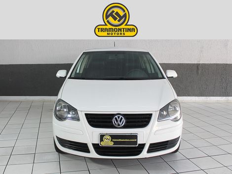 VolksWagen Polo Sedan 1.6 Mi Total Flex 8V 4p