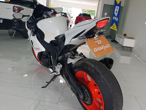 HONDA CBR 1000 RR Fireblade