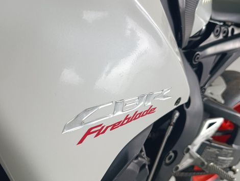 HONDA CBR 1000 RR Fireblade