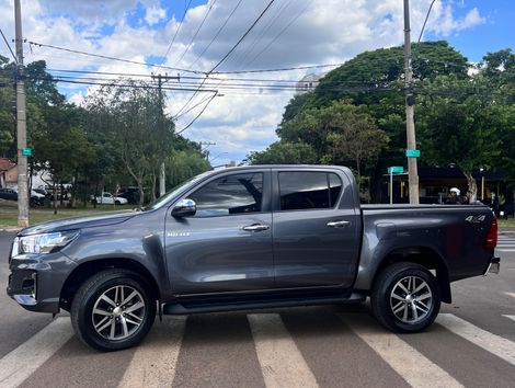 Toyota Hilux CD SRV 4x4 2.8 TDI Diesel Aut.