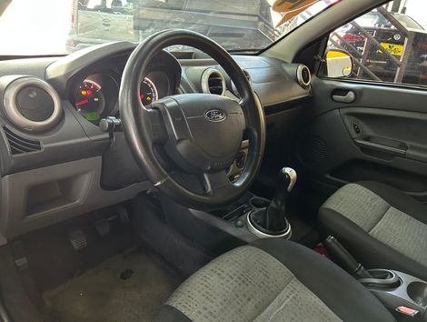Ford Fiesta Sedan SE 1.6 8V Flex 4p