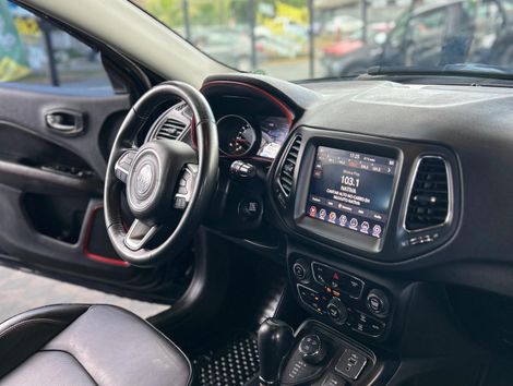Jeep COMPASS TRAILHAWK 2.0 4x4 Dies. 16V Aut.